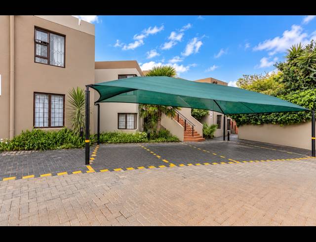 2 BEDROOM APARTMENT FOR SALE IN GLENVISTA